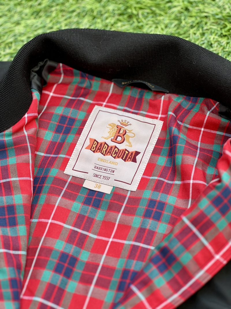 ブラックのバラクータは大人なモード感もお楽しみ頂ける一枚かと